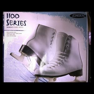 Women’s DBX 1100 Series Figure Skates